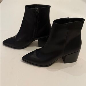 Linea Paolo Sz 8m NWT Sadie Black Ankle Booties! Super cute & perfect black boot
